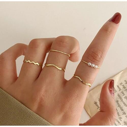 Boho Fashion Hot Selling Simple Mini Pearl Round Twist Ring Set Womens Retro Geometric Metal Joint Tail Rings Girl Jewelry