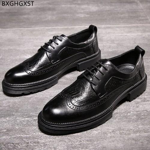 Black Dress Shoes Mans Fashion Casual Business Shoes Men Brogues Men Designer Party Shoes for Men 2021 Chaussure Homme Zapatos