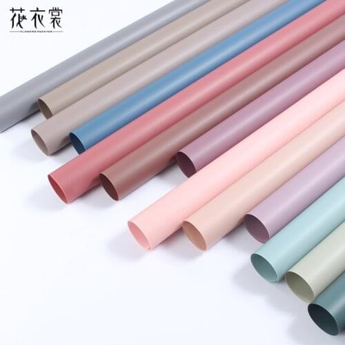 20pcs/lot 60x60cm Solid Color Flower Wrapping Paper Valentines Day Birthday Gift Wrapping Paper Plastic Waterproof Paper