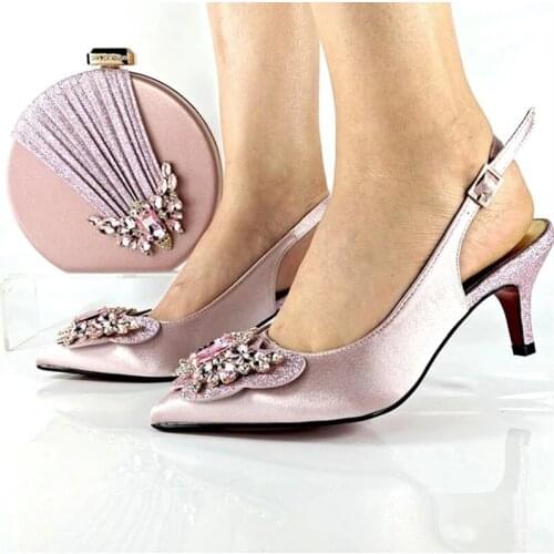 Italian Design 2021 Pink Color Nigerian Fashion Butterfly-Kont Style Elegant Women Shoes and Bag Set Decorated With Rhinestone
