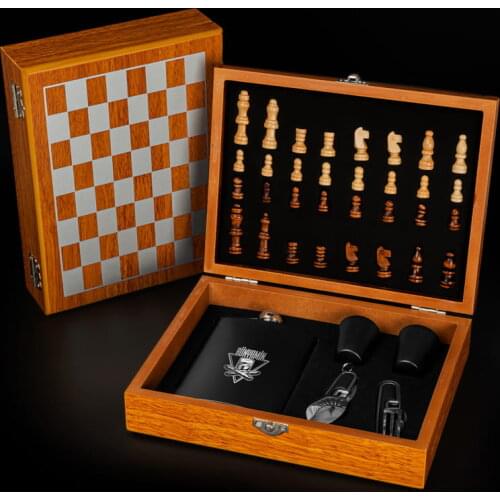 Wooden Chess Gift to Friend Camp Lover Flask Wooden Boxed Chess Entertainment Set Personalized steel flasks and glasses set