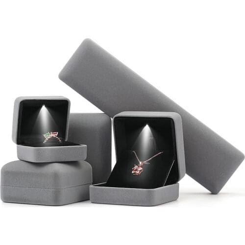 Special Gift LED Jewellery Box Wedding Ring Pendant Earring Jewelry Display Storage Packaging Cases