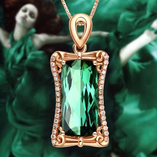 New Luxury Square Crystal Pendant Necklace Fashion Womens Wedding Engagement Exquisite Jewelry Birthday Mothers Day Gift