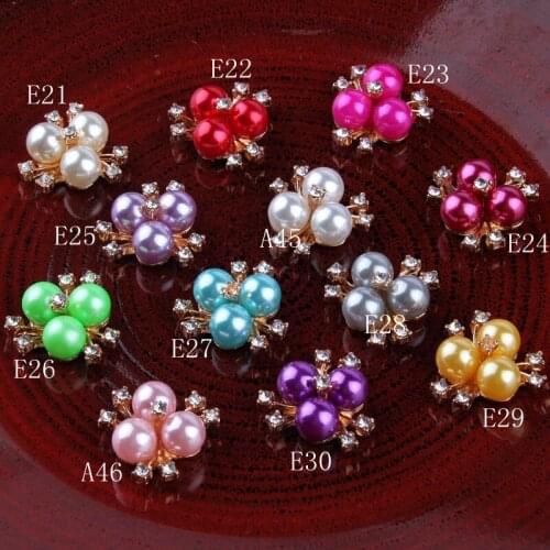 30pcs/lot Metal Rhinestone Pearl Buttons Clear Flatback Crystal Flower Button For Kids Gilrs Hair Accessories Rhinestone centers