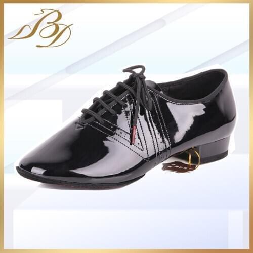 BD dance shoes 319 mens ballroom dancing shoes black imported patent leather two-point sole 2.5CM square heel free shipping