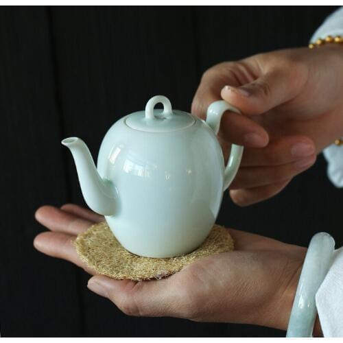 Ceramic Filter Bubble Teapot White Porcelain Green Glaze Handmade Chinese Filter Round Hole Separate Tea Soup Etiquette Tool