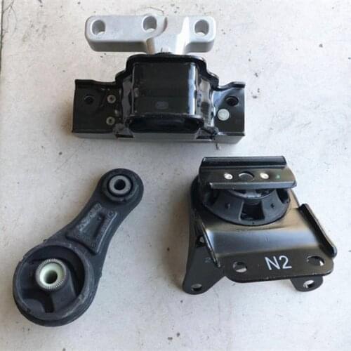 50015710 Engine bracket /Gearbox bracket /Oil sump bracket for SAIC ROEWE 350 MG5 2013 engine foot cushion rubber pad old