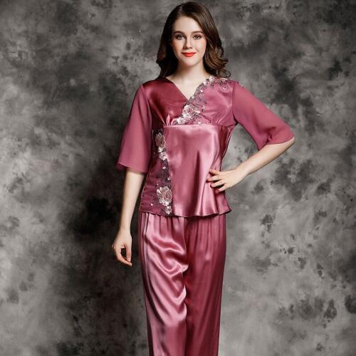 Luxury Embroidery 100% Real Silk Pyjamas Women Half Sleeve V-neck Pajama Set Natural Silk 2 Pieces Sleepwear Home Wear