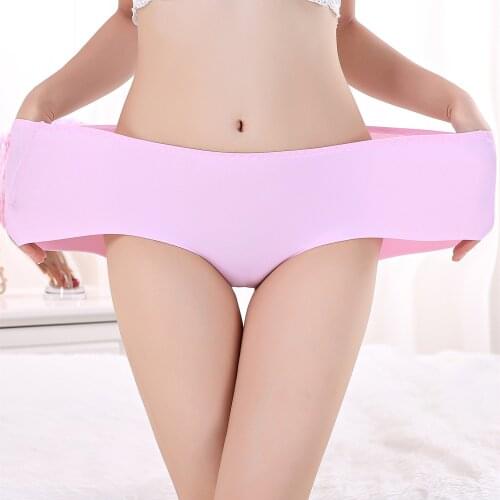 Large volume private chat ice silk seamless womens underwear middle waist cotton bottom file cloth seamless womens underwear