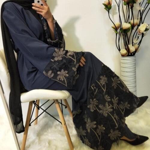 Elegant Muslimah hit color appliques lace abaya Turkish full length Jilbab Dubai female cardigan Islamic dress wq1334 dropship