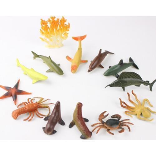 MAKIMAMA Figures With Animals