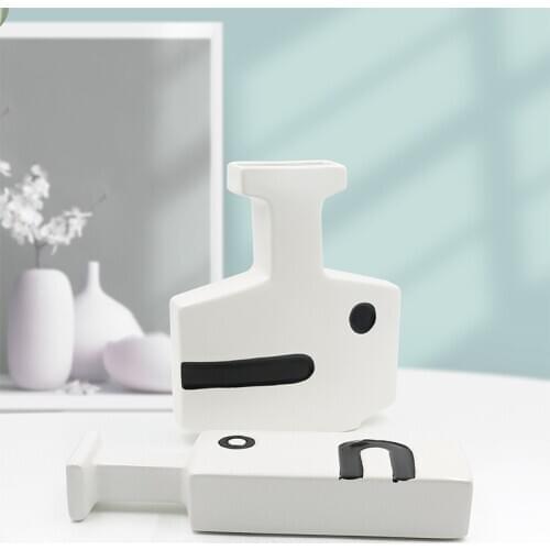 Nordic Creative Light Luxury Ceramics Vase Home Living Room Office Desktop Flower Arrangement Container Crafts Dried Flower Vase