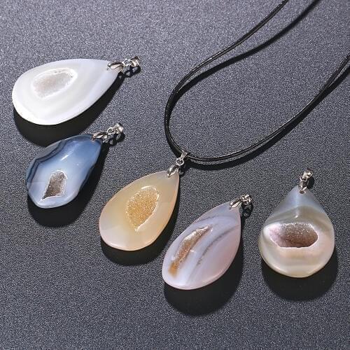 ShinyGem Natural Irregular Shape Agates With Leather Chain Pendant Necklace Bohemian Statement Jewelry Necklaces For Women Men