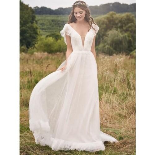 Rustic Beach Tulle Pleated Wedding Dress 2021 A Line Deep V Neck Custom Made Cap Sleeves Summer Backless Bridal Bridesmaid Gown