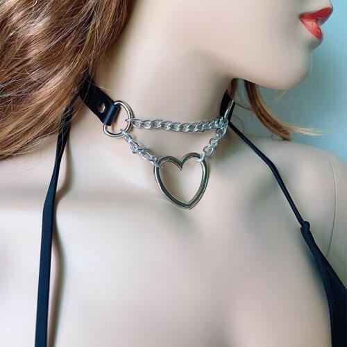 Woman Girl Harajuku Retro Punk Collar Necklace Pu Leather Rivets Choker Necklace Party Club Sexy Gothic Jewelry Heart Body Chain