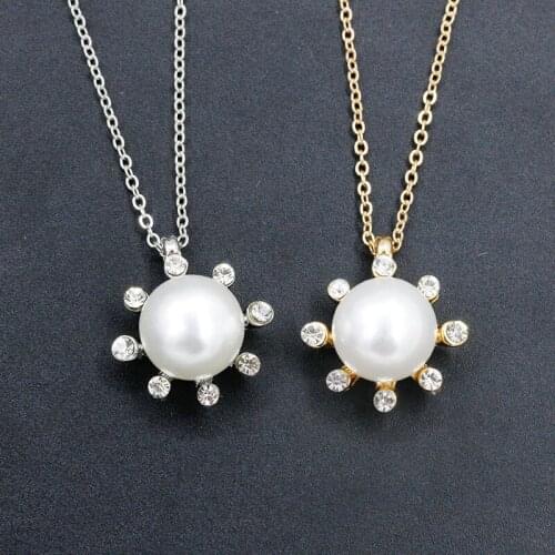 Charming Female Pearl Flower Pendant Necklace Elegant Womens Wedding CZ Clavicle Chain Fashion Party Jewelry Girl Gifts