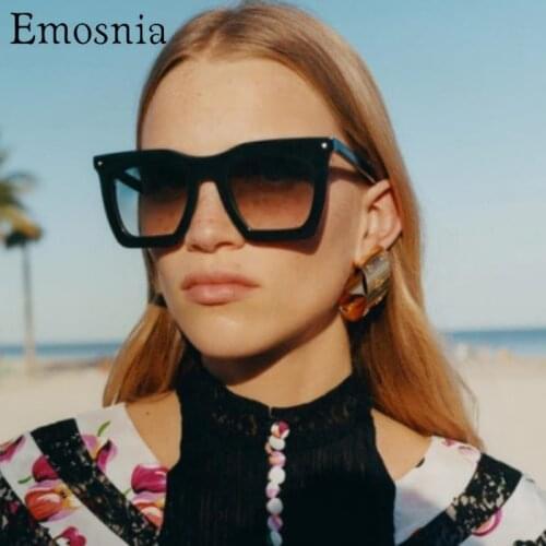 2021 Vintage Oversized Rivet Square Sunglasses for Women Men Fashion Retro Big Frame Sun Glasses Brand Design UV400 Party Unisex