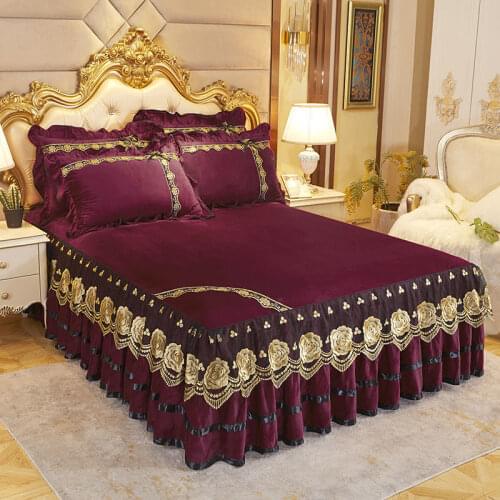 3PCs Crystal velvet red bed skirt luxury European style wedding lace edge bedroom king size bed cover home decor bed spreads
