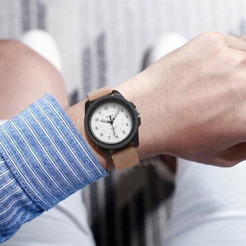 Unisex Fashion Sport Watches Woman Fashion Leather Band Analog Quartz Round Wrist Watch Watches New Fashion Elegant Casual