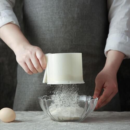 Stainless Steel Flour Sieve Household Handheld Flour Shaker Kitchen Semi-Automatic Pressing Type Baking Pastry Tools