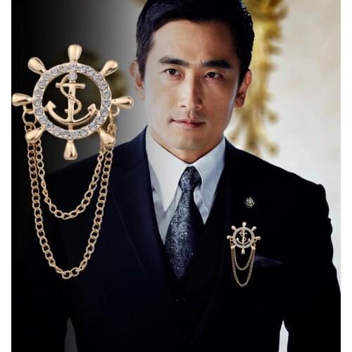 2021 Fashion Costume Jewelry New Korean Gold Chain Crystal Anchor Brooch Pin Metal Badge Lapel Pin Suit Brooches For Men