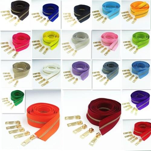 2 Meters Long and 5 Zipper Pullers 5# Brass Metal Used For High-end Handbags And Purses