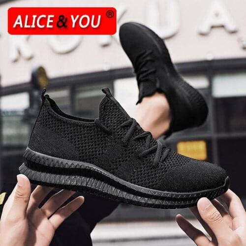 New Mesh Men Casual Shoes Breathable Lace Up Men Jogging Sneakers Lightweight Comfortable No-Slip Men Vulcanize Shoes