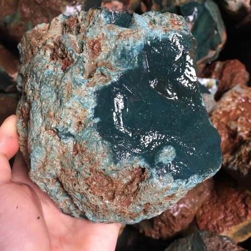 Natural Madagascar Green Agate Chalcedony Mineral Specimen Jewelry Processing Raw Materials