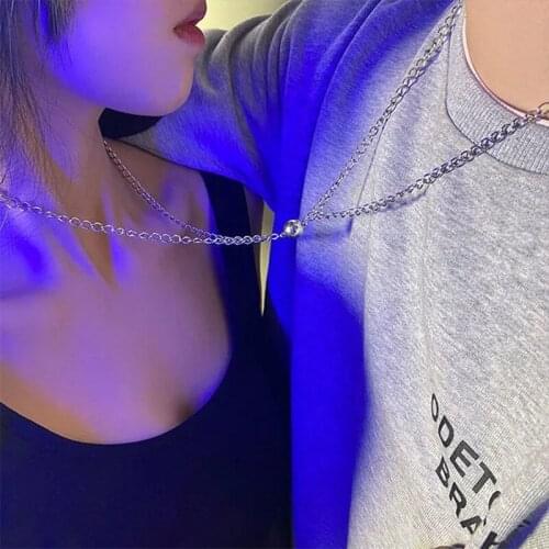 VSnow Minimalist Magnetic Astronaut Star Pendant Necklace for Couples Fashion Promise Chain Circle Necklace Jewelry Wholesale