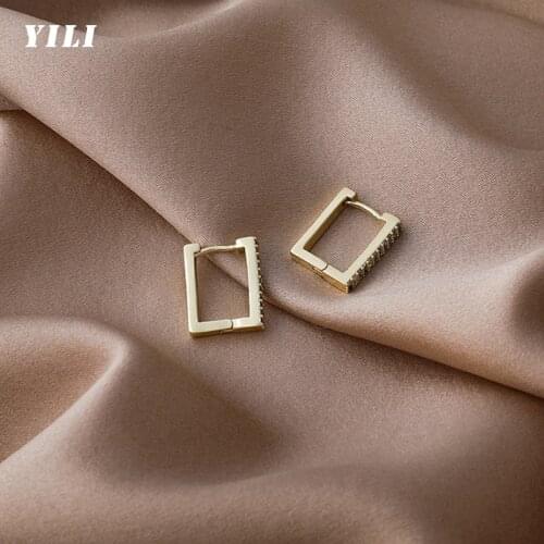 2021 Fashion Delicate Gold Square Small Hoop Earrings for Women Korean Geometric Metal Stud Earrings Girls Party Jewelry