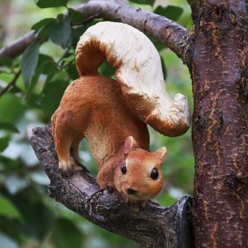Garden Decoration Simulation Small Squirrel Small Animal Outdoor Decoration Tree Branch Villa Garden Courtyard Resin Decoration
