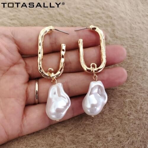 TOTASALLY Hot Irregular Pearl Earrings for Women Bohemian Baroque U Shape Lady Party Earring Jewelry Gift Accessories Dropship
