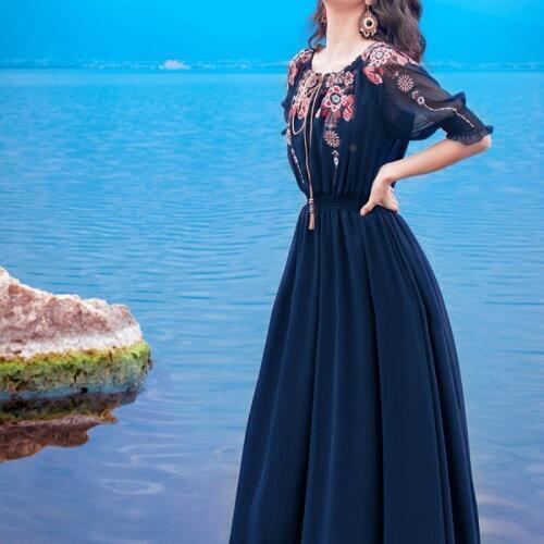 2019 Brand New Women Fashion Dress Slash Neck Off Shoulder Maxi Dress Embroidered Flower Boho Dress Plus Size Vestidos M-XXL