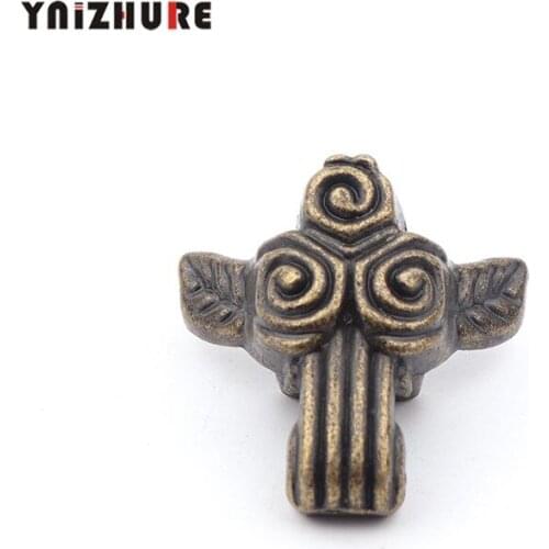 31*32mm 8Pcs Zinc Alloy Beast Foot Decoration Legs Rose Flower Leg Vintage Wooden Box Cabinet Corner Bronze Tone