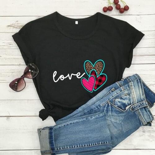 Valentine Love Heart womens T-shirt Leopard print love Shirts Valentine Day tshirts women fashion vintage aesthetic Tee tops