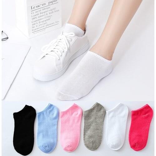 1 Pair of Womens Summer Socks Korean Candy Color Womens Boat Socks Cotton Shallow Mouth Non Slip Womens Boat socks