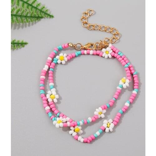 Korean Style Ladies Trendy Pink Glass Beads Bracelets For Women Cute White Beaded Flower Handmade Charm Bracelet Party Jewelry