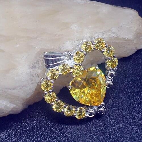 Gemstonefactory Jewelry Big Promotion 925 Silver Heart Shape Yellow Citrine Women Ladies Mom Gifts Necklace Pendant 20213664