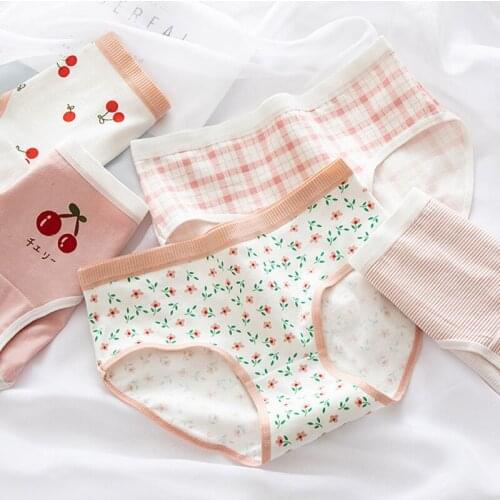 Japanese Cherry Shorts Female Seamless Panties For Women Small Floral Kawaii Lingerie Cotton Crotch Menstrual Panties Absorbents