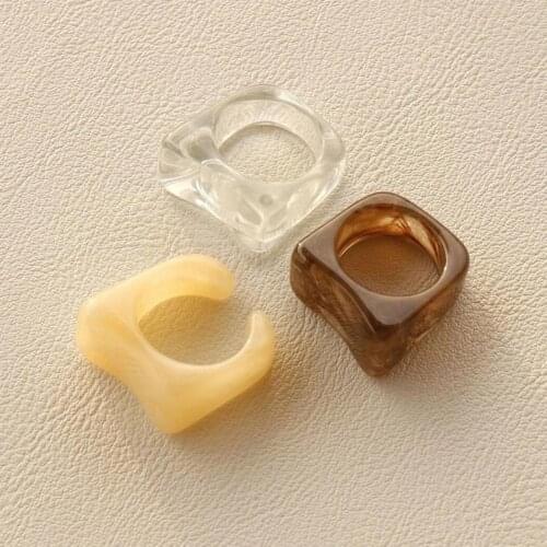 Vintage Women Resin Ring Sturdy Smooth Transparent Geometric Unisex All Match Simple Square Ring for Female Jewelry