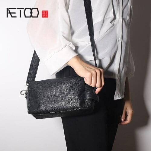 AETOO Retro first layer cowhide ladies bag, leather fashion shoulder bag, black messenger bag