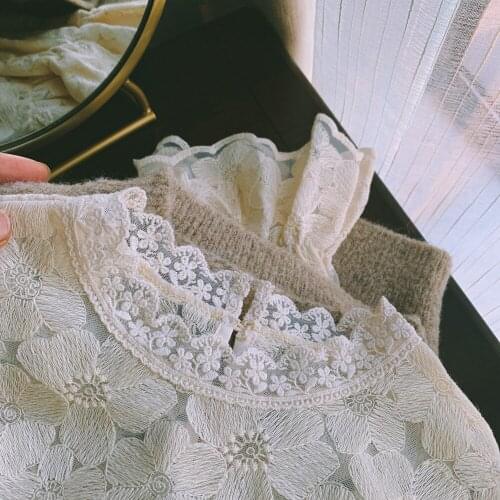 Lace Bottoming Shirt Womens 2021 Autumn and Winter Half-Collar Hollow Out French Retro Princess Blouse Korean Streetwear