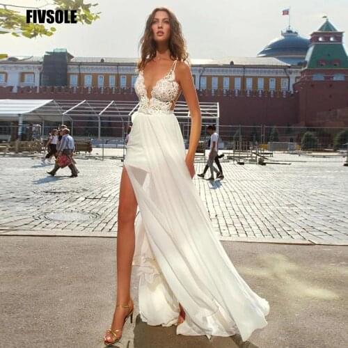 Fivsole Beach Wedding Dress 2021 Sexy V neck Side Split Top Lace Wedding Gowns Chiffon Backless Boho Bridal Dress Robe De Mariee