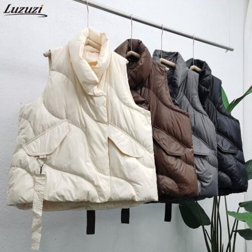 Luzuzi 2021 Autumn Winter Oversize White Duck Down Vest Women Coats Female Loose Casual Puffer Jacket Female Soft Waistcoat