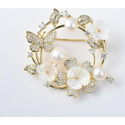 European and American Fashion Athens Ladies Pearl Brooches for Women Uniform Brooch Light Luxury Flower Wedding Jewelry Gift
