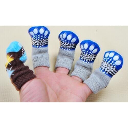4Pcs cute cartoon pet socks random Dogs Pet Knits Socks Anti Slip Skid Bottom Warm puppy shoes soft socks breathable S/M/L sock