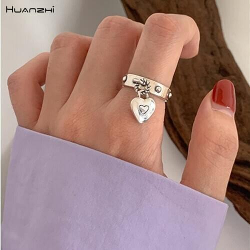 HUANZHI 2020 New Vintage Silver Color Heart Tassel Pendant Punk Hollow Chain Open Adjustable Metal Ring for Women Girls Jewelry