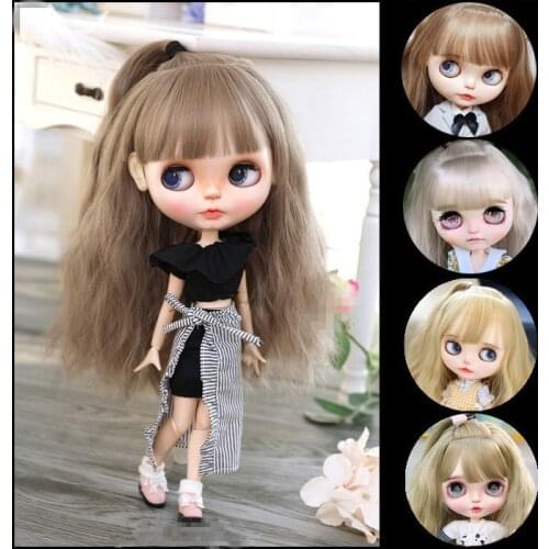 Blythes Doll Emulation Hair fits the 1/6 size of stylish versatile bangs with a single ponytail long hair in dark brown black