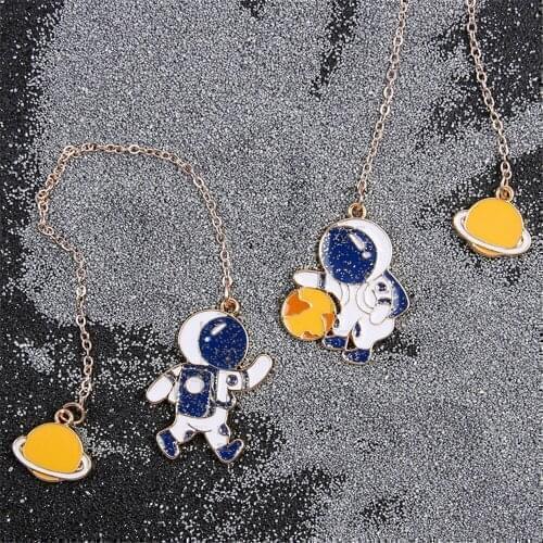 1pc Metal Creative Astronaut Bookmark Chain Pendant Notebook Journal Decorations Gift Book Marks Cute School Supplies