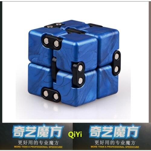 QiYi 3pcs/Lot Crazy Cubes 2x2x2 Endless Magic Cube Infinite Relax Relieve pressure 2 Layers Cube Puzzle Toys For Children G